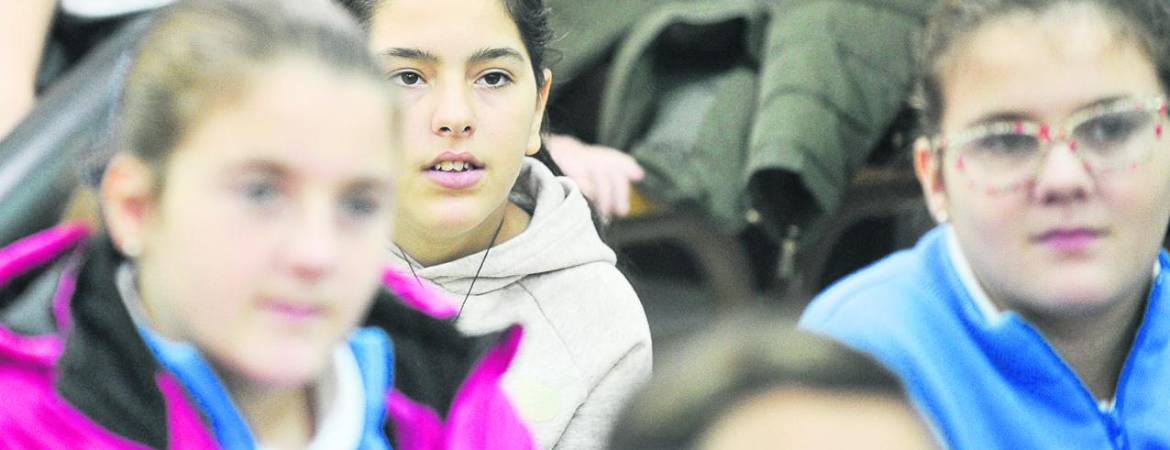 Periodismo, aove y poesía unidos Periodismo, aove y poesía unidos