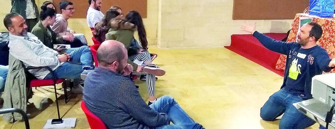 Santi García y Manuel González muestran una ciencia divertida Santi García y Manuel González muestran una ciencia divertida