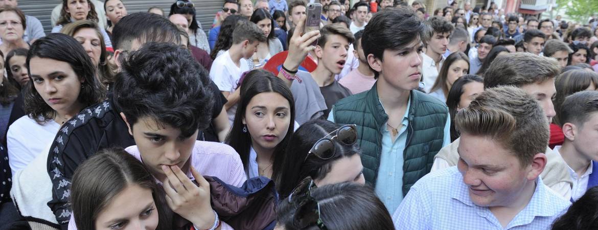 El Silencio se hace eco en la capital del Santo Reino El Silencio se hace eco en la capital del Santo Reino