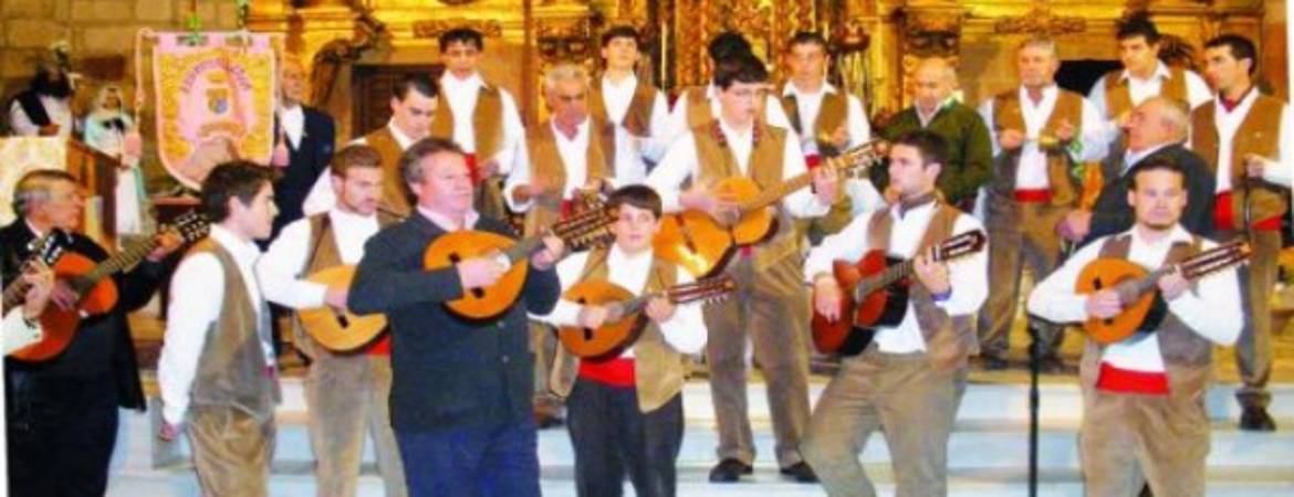 Los campanilleros llenan de Navidad las calles de Vilches Los campanilleros llenan de Navidad las calles de Vilches