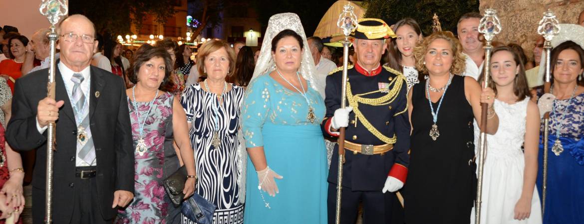 La Virgen resplandece en la calle La Virgen resplandece en la calle