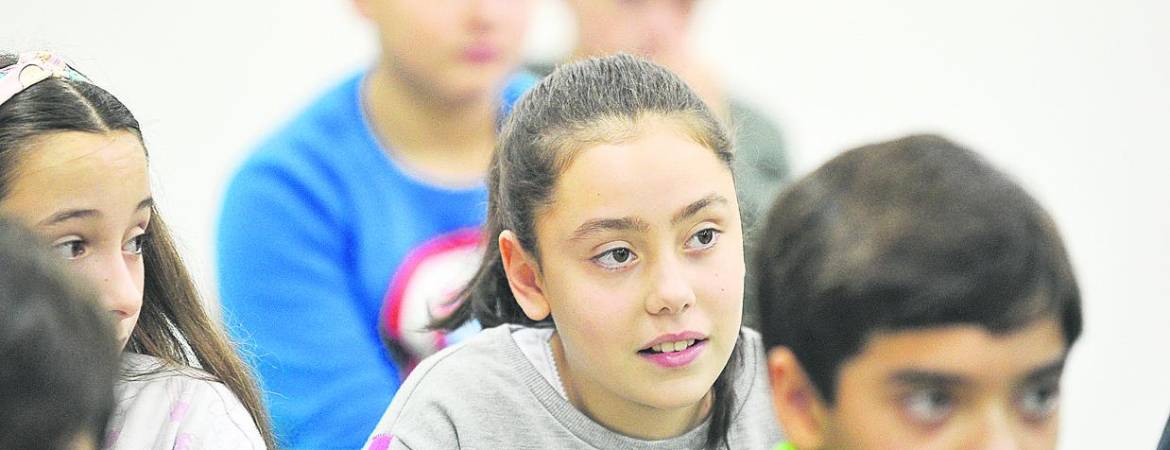 Periodismo, aove y poesía unidos Periodismo, aove y poesía unidos