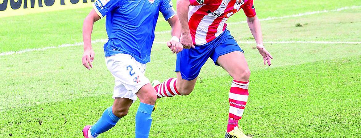El Linares quiere fichar tras el cierre del mercado de Segunda B El Linares quiere fichar tras el cierre del mercado de Segunda B
