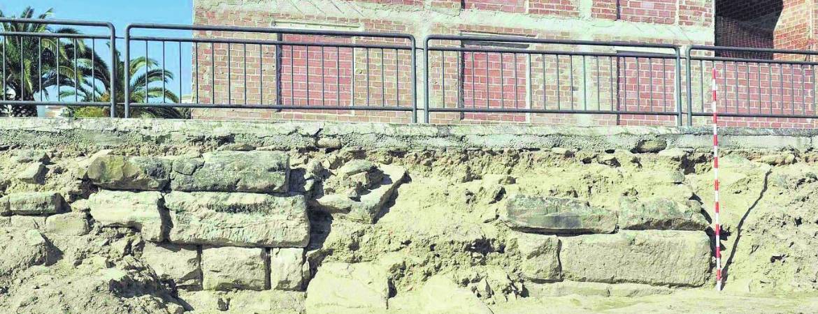 Proyecto para sacar a la luz el anfiteatro romano de Porcuna Proyecto para sacar a la luz el anfiteatro romano de Porcuna