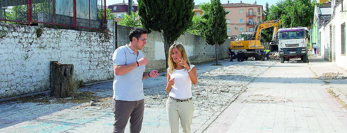 Comienza la reparacióndel camino del cementerio Comienza la reparacióndel camino del cementerio