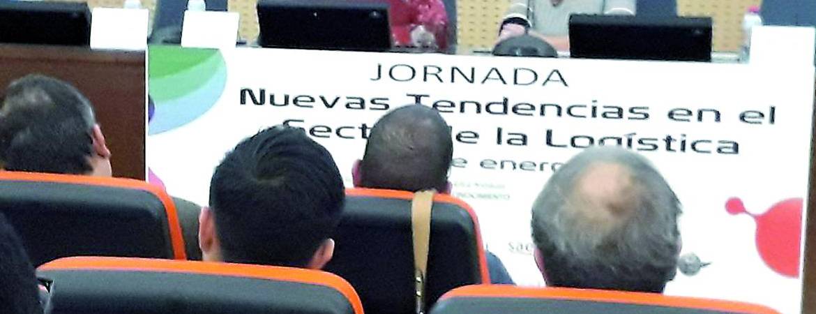 Implementar la tecnología en la empresa para obtener éxito Implementar la tecnología en la empresa para obtener éxito