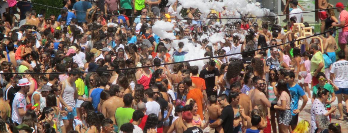 Agua propicia a la diversión Agua propicia a la diversión