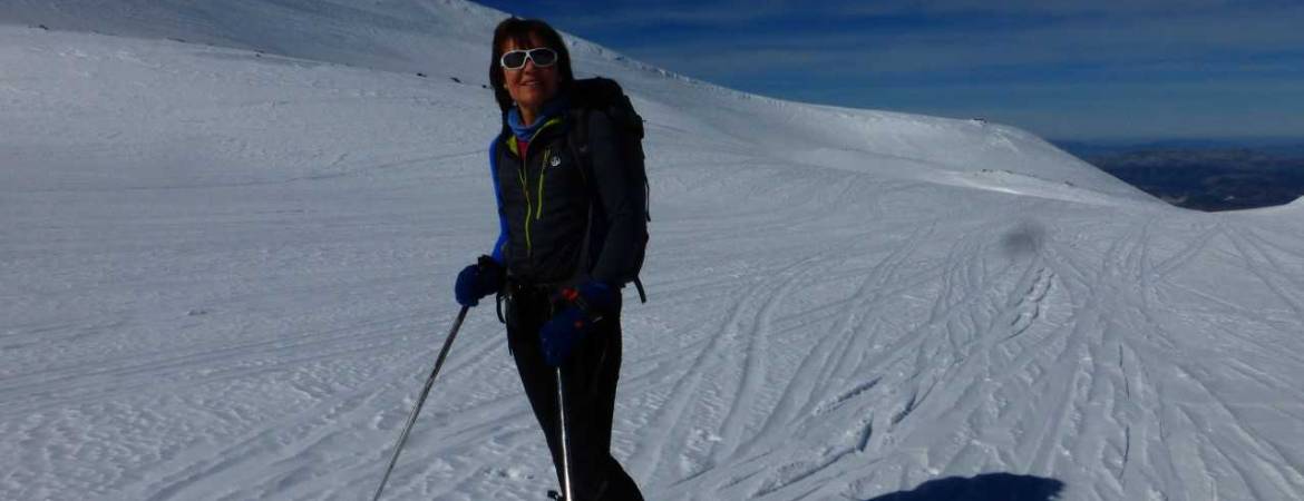 Tres mujeres y una cumbre Tres mujeres y una cumbre