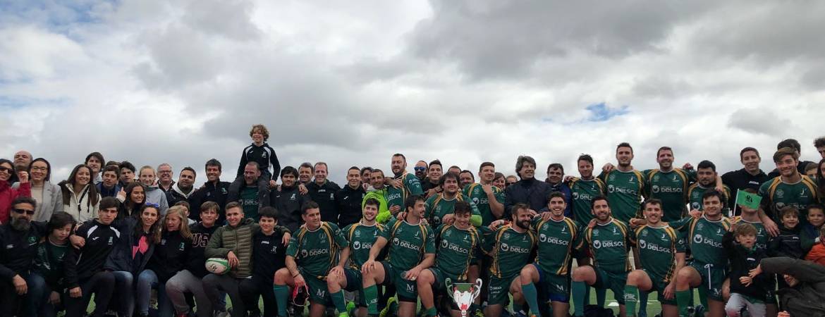 El Jaén Rugby levanta la Copa de Andalucía en Las Lagunillas El Jaén Rugby levanta la Copa de Andalucía en Las Lagunillas