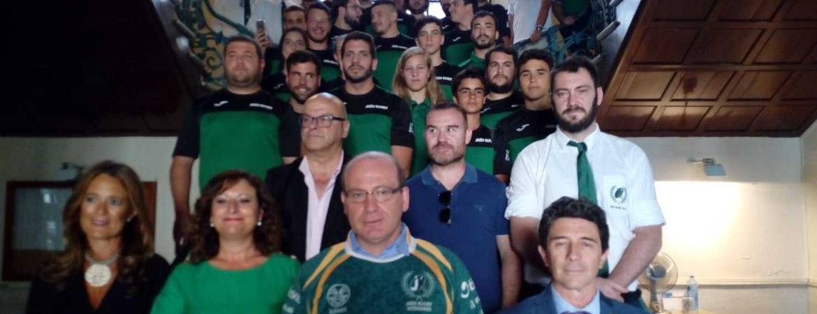 El Jaén Rugby es recibido con honores de campeón El Jaén Rugby es recibido con honores de campeón