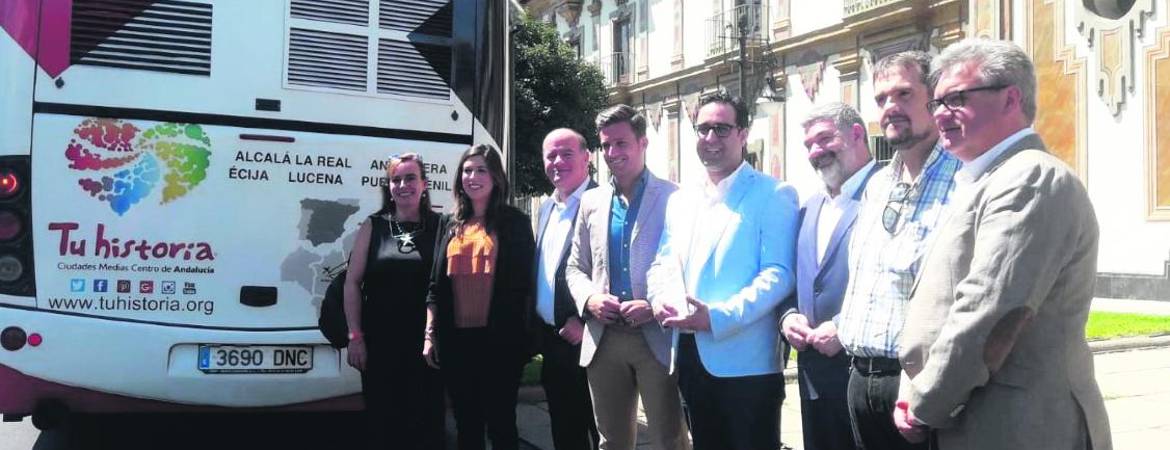 Promoción turística en autobuses de Sevilla, Málaga, Córdoba y Granada Promoción turística en autobuses de Sevilla, Málaga, Córdoba y Granada