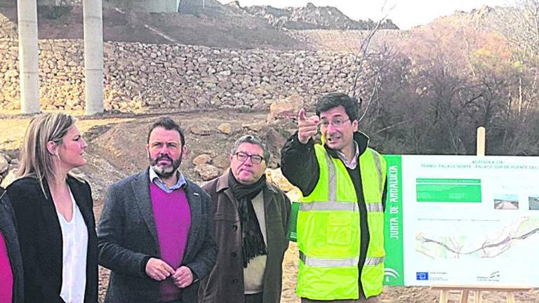 Restauración del paisaje bajo el viaducto del Puente del Obispo