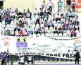 Una pancarta que rescata la historia blanca Una pancarta que rescata la historia blanca