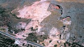 2003. Imagen de archivo de una vista aérea de la cantera de la Fuente de la Peña. 