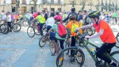 EFEMÉRIDE. Alumnado y profesorado de Safa participa en la Marcha Ciclista por Úbeda.