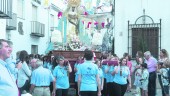 DEVOCIÓN. La Virgen de la Soledad, en su recorrido procesional por San Millán.