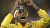 LÍDER. Neymar celebra la victoria de la selección brasileña en la final de fútbol de los Juegos Olímpicos.