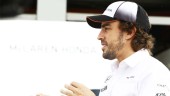 Fernando Alonso realiza un gesto en una imagen de archivo.
