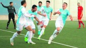 DIVISIÓN DE HONOR. Celebración de un gol de los jugadores del Villacarrillo CF.