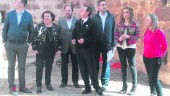 PATRIMONIO. Juan Fernández y Pilar Parra, junto con representantes políticos y técnicos, en “Los Lores”.