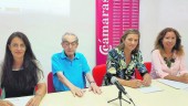 PRESENTACIÓN. Ana Peña, Eduardo Criado, Encarna Camacho y Cristina Fernández-Cuevas en la Cámara. 