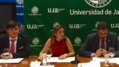 José Márquez, Yolanda Reche y Juan Gómez en la presentación de los cursos Intendente Olavide.