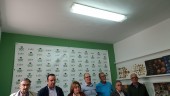 INDIGNADOS. Ramón Gila, José Alcalá, Josefa Alcántara, Blas Moriana, Antonio Beas, Serafín Medina y Fernando Sánchez. 