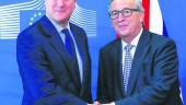 reino unido. David Cameron y Jean-Claude Juncker.