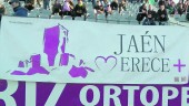 reivindicación. Pancarta de la plataforma Jaén Merece Más en el Estadio de La Victoria.