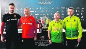 final. Paco Sedano, Andréu Plaza, Dani Rodríguez y Mauricio Gutiérrez posan con la Copa del Rey en la sala de prensa.