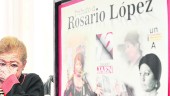 EMOCIÓN. Rosario López no pudo aguantarse las lágrimas en algunos momentos del homenaje.