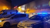 TRASLADO. Vehículos policiales que escoltaron la ambulancia medicalizada.