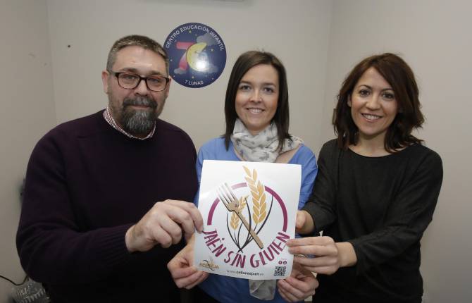 EQUIPO. Juan Izquierdo, Mercedes Martínez y Blanca Sánchez.