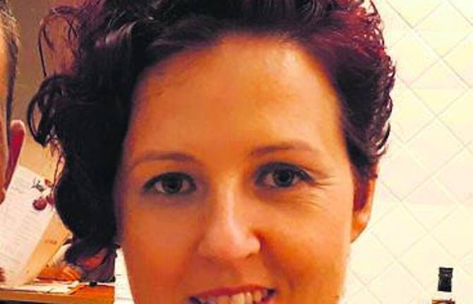 Elena Torres Pérez. Elena Torres Pérez.