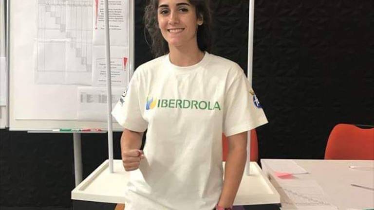 “Estoy muy contenta porque este reconocimiento me da fuerzas para seguir luchando por lograr mis objetivos y no rendirme” “Estoy muy contenta porque este reconocimiento me da fuerzas para seguir luchando por lograr mis objetivos y no rendirme”
