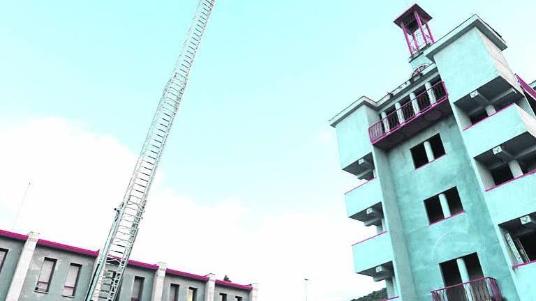 Bomberos interinos reclaman la nulidad de sus despidos Bomberos interinos reclaman la nulidad de sus despidos