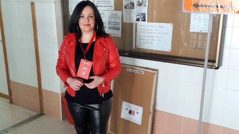 Cuatro partidos se enfrentan en unas urnas “muy reñidas” Cuatro partidos se enfrentan en unas urnas “muy reñidas”