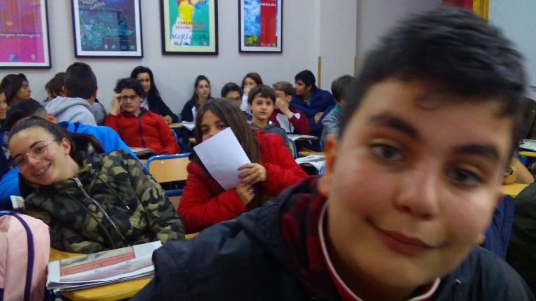 El sello de un instituto en la campiña El sello de un instituto en la campiña