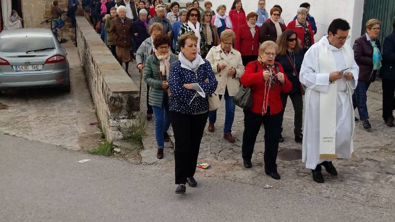 Los ibreños profesan todo su fervor y amor a “La Remediadora”