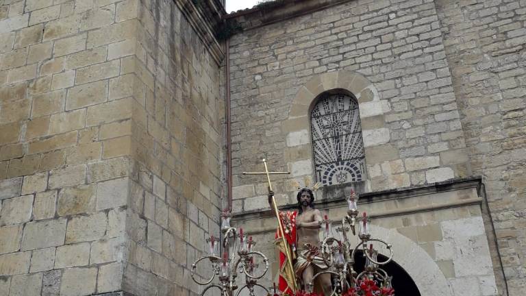 La esperanza vence a la lluvia La esperanza vence a la lluvia