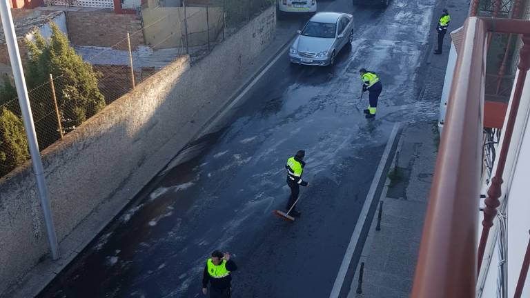 Aguas fecales en Antonio Díaz desde hace un mes Aguas fecales en Antonio Díaz desde hace un mes