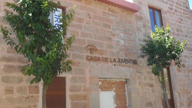 La apertura de la Casa de la Juventud tendrá que esperar hasta 2017 La apertura de la Casa de la Juventud tendrá que esperar hasta 2017