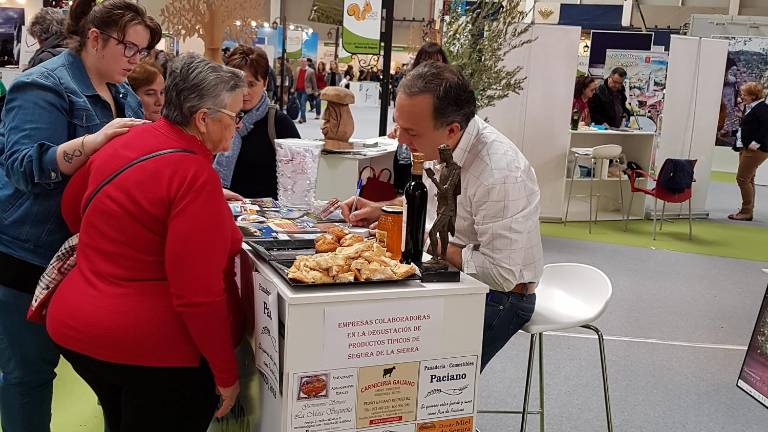 Apoyo a proyectos que benefician a una colectividad y al empleo Apoyo a proyectos que benefician a una colectividad y al empleo