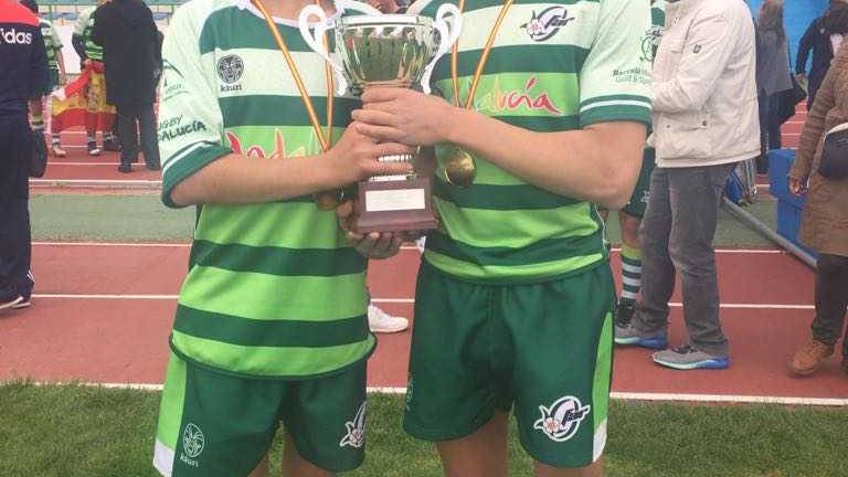 Javier Sánchez y Manuel González consiguen el título nacional sub 14 Javier Sánchez y Manuel González consiguen el título nacional sub 14