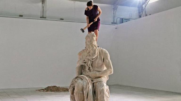 La huella de Santa Teresa en la obra de Cristina Lucas La huella de Santa Teresa en la obra de Cristina Lucas