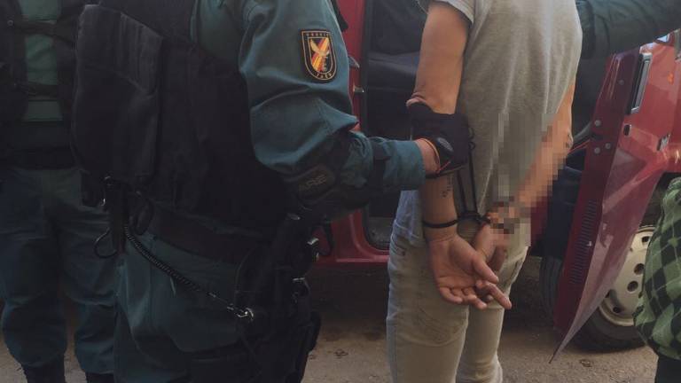 Detenidas 18 personas en Guarromán acusadas de integrar un grupo especializado en robos Detenidas 18 personas en Guarromán acusadas de integrar un grupo especializado en robos