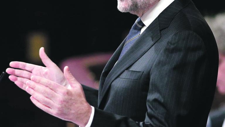 Rajoy ofrece a los grupos del Congreso cinco pactos de Estado