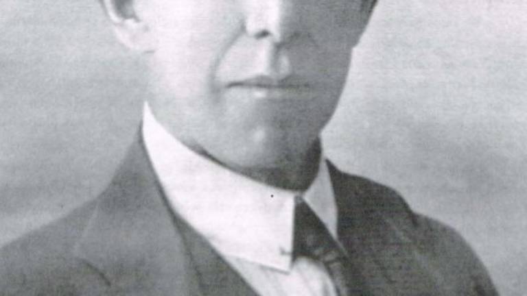 Un homenaje al eminente oculista llegado desde Bilbao Un homenaje al eminente oculista llegado desde Bilbao