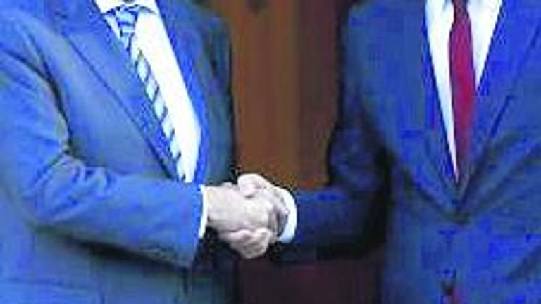 Rajoy y Sánchez se enfrentan hoy en el “Cara a Cara 2015” Rajoy y Sánchez se enfrentan hoy en el “Cara a Cara 2015”