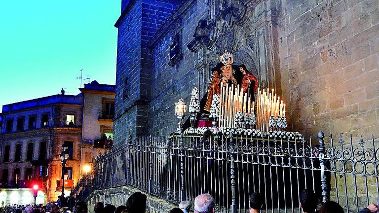 Noche de silencio y recogimiento